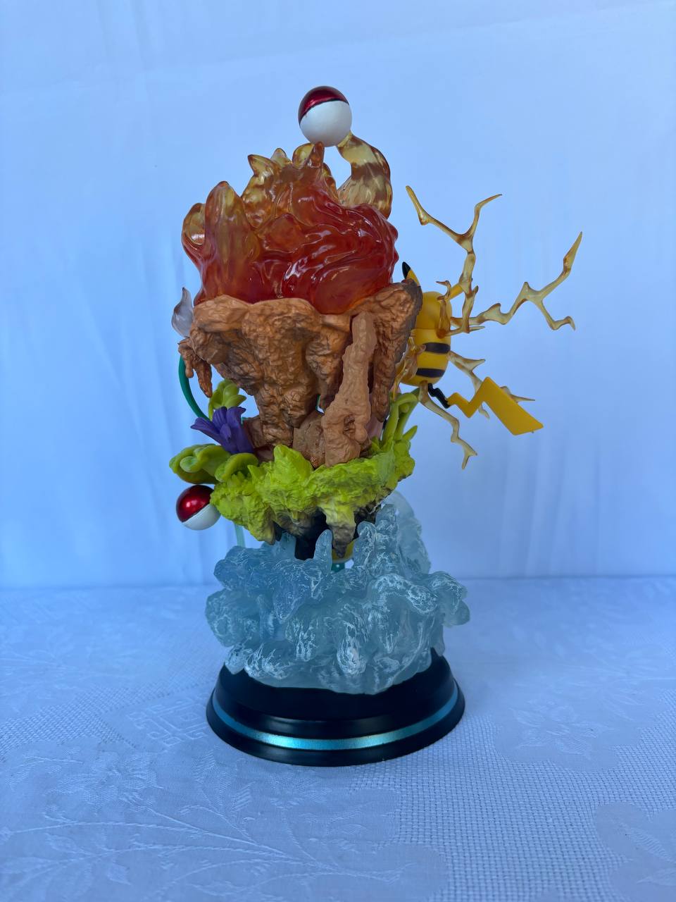 Pokemon Evolutions Action Figure Statue 26cm