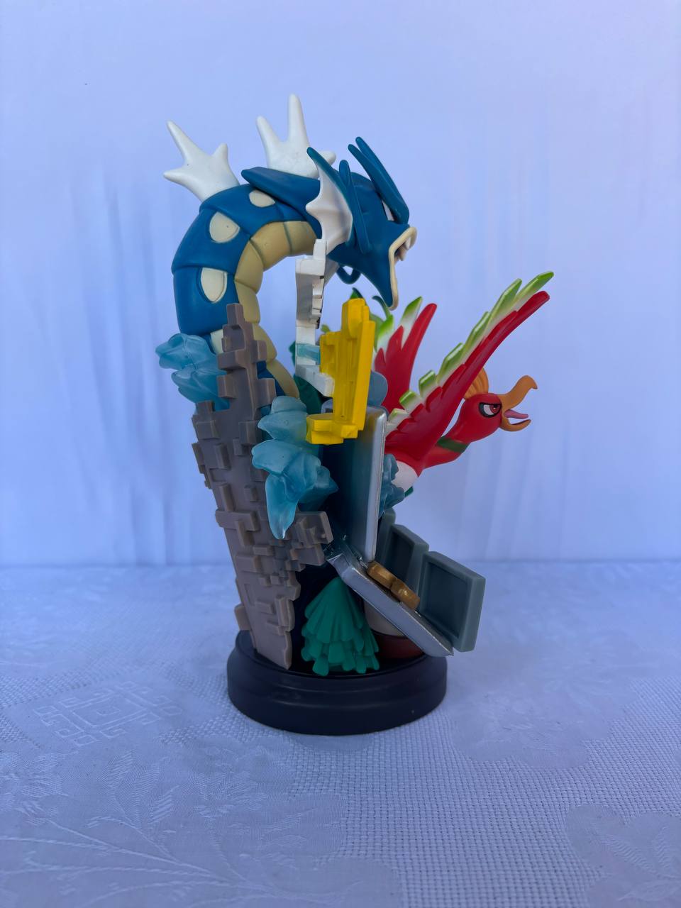 Pokemon Gyarados Action Figure Statue 25cm