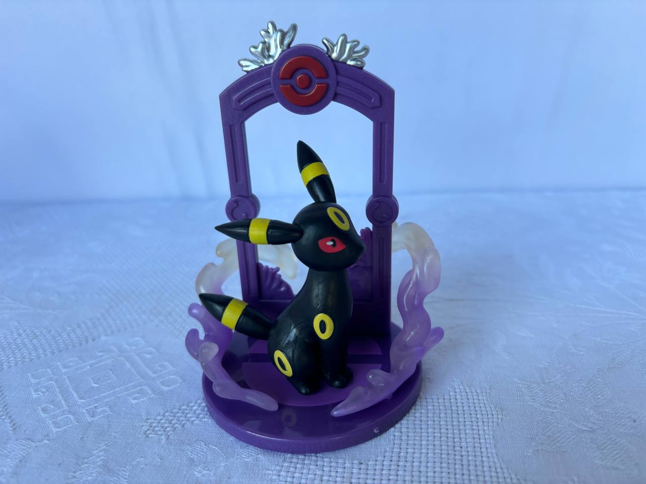 Pokemon Umbreon Action Figure Statue