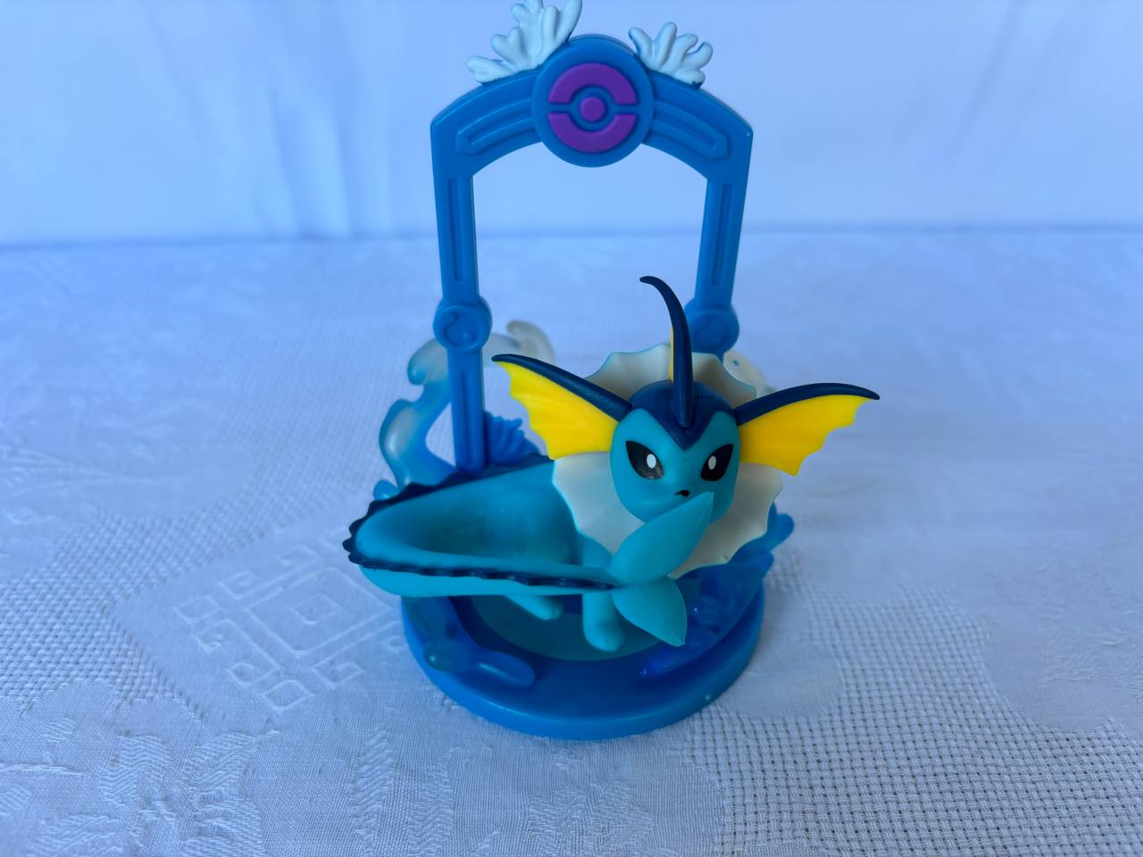 Pokemon Vaporeon Action Figure Statue