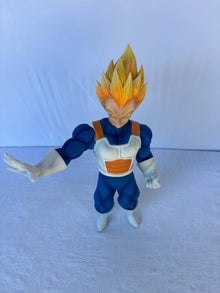 Dragon Ball Vegeta Super Saiyan Action Figure Statue 30cm
