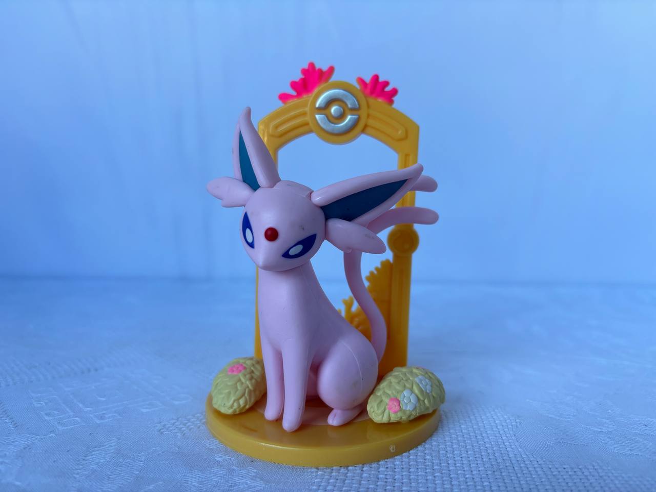 Pokemon Espeon Action Figure Statue