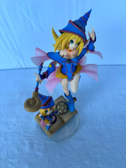 Yu-Gi-Oh! Dark Magician Girl Action Figure Statue 25cm