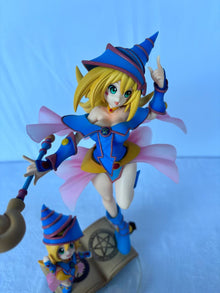 Yu-Gi-Oh! Dark Magician Girl Action Figure Statue 25cm