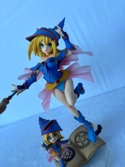 Yu-Gi-Oh! Dark Magician Girl Action Figure Statue 25cm