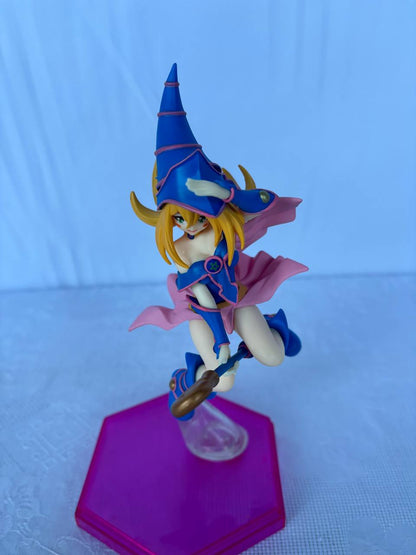 Yu-Gi-Oh! Dark Magician Girl Action Figure Statue 20cm