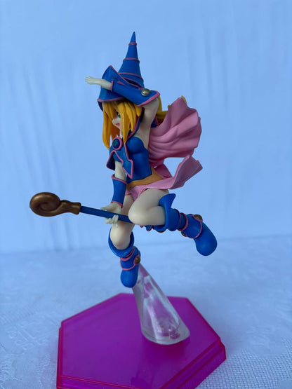 Yu-Gi-Oh! Dark Magician Girl Action Figure Statue 20cm