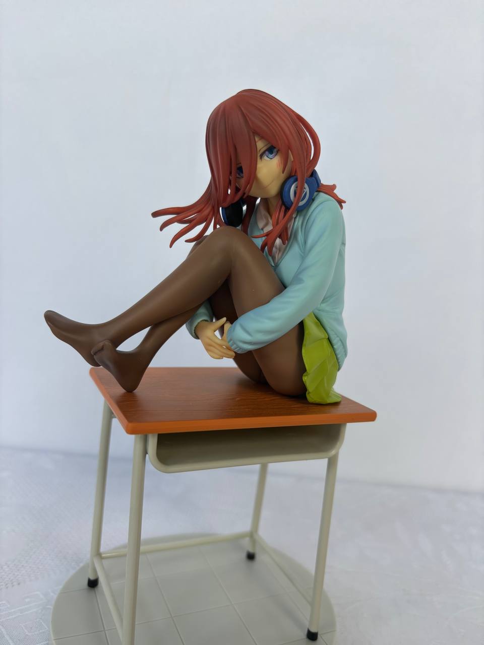 The Quintessential Quintuples Miku Nakano Action Figure Statue 19cm