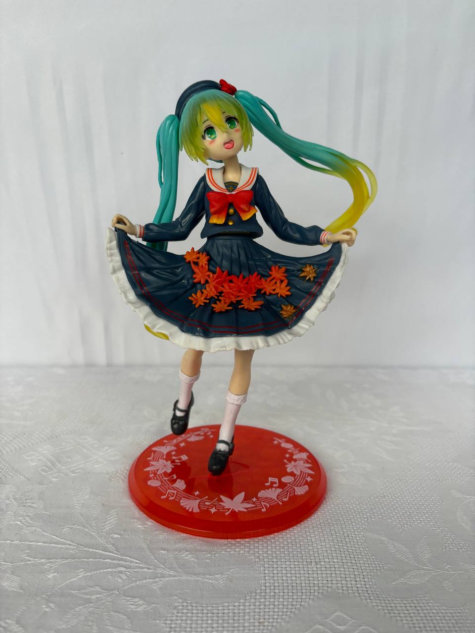 Hatsune Miku Action Figure Statue 18cm