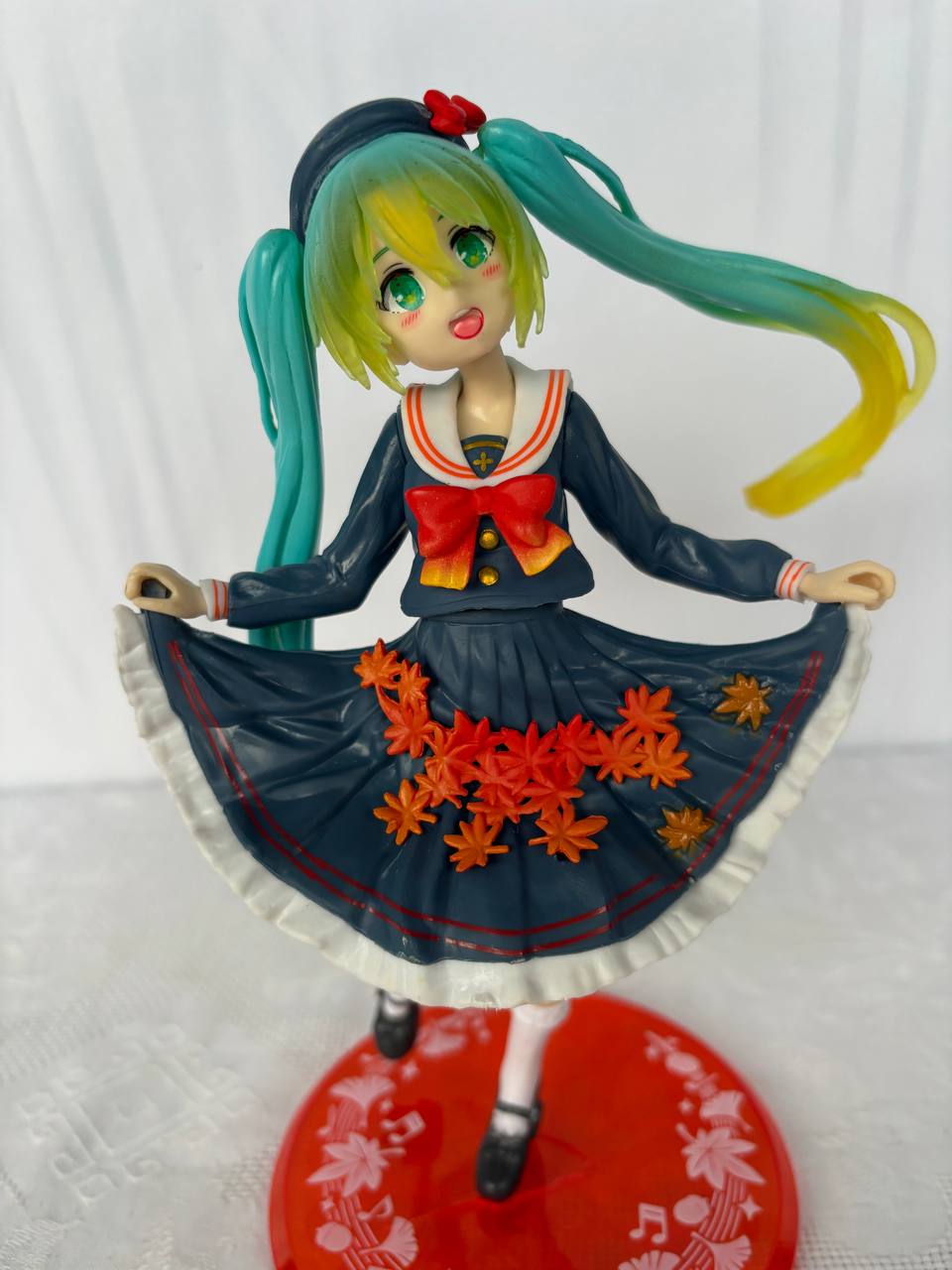 Hatsune Miku Action Figure Statue 18cm