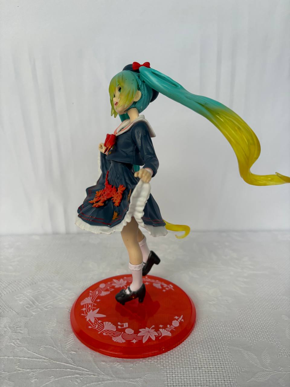 Hatsune Miku Action Figure Statue 18cm