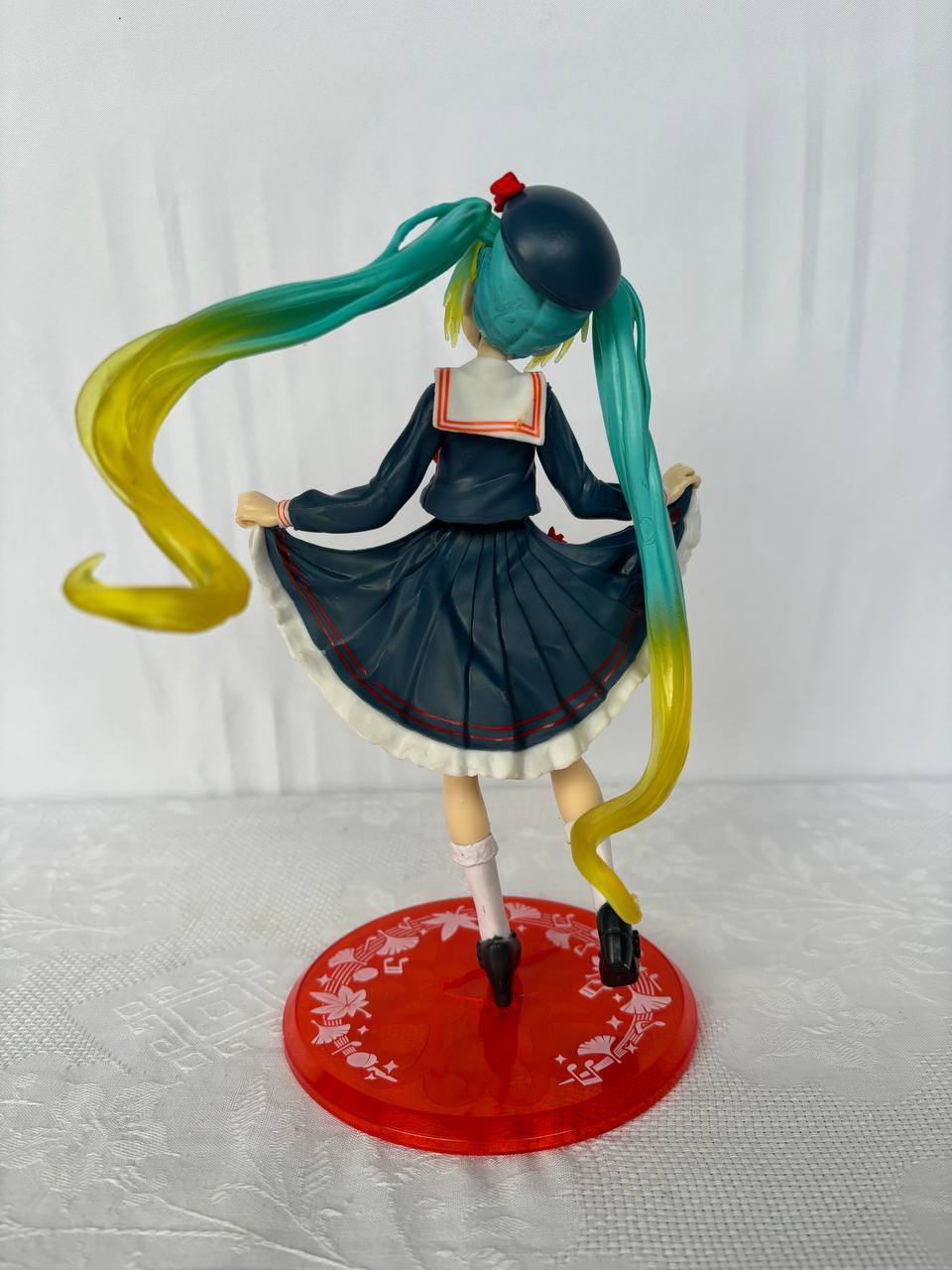 Hatsune Miku Action Figure Statue 18cm