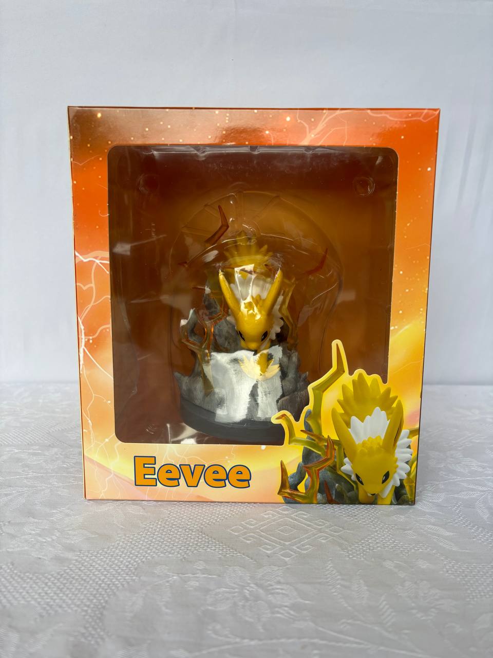 Pokemon Jolteon Action Figure Statue 18cm