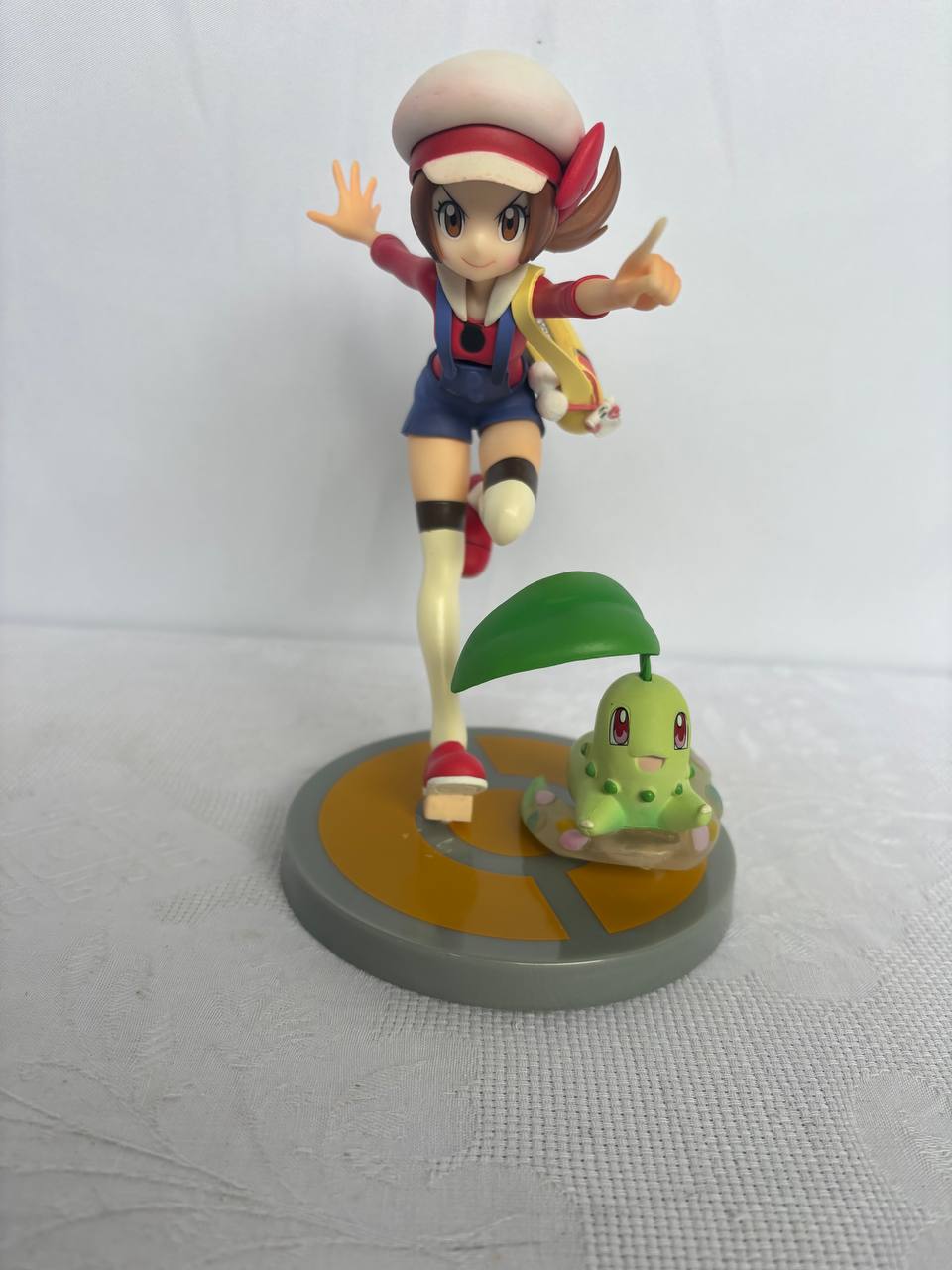 Pokemon Lyra And Chikorita Action Figure Statue 19cm