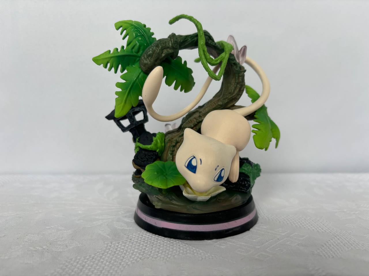 Pokemon Mew Action Figure Statue 14cm