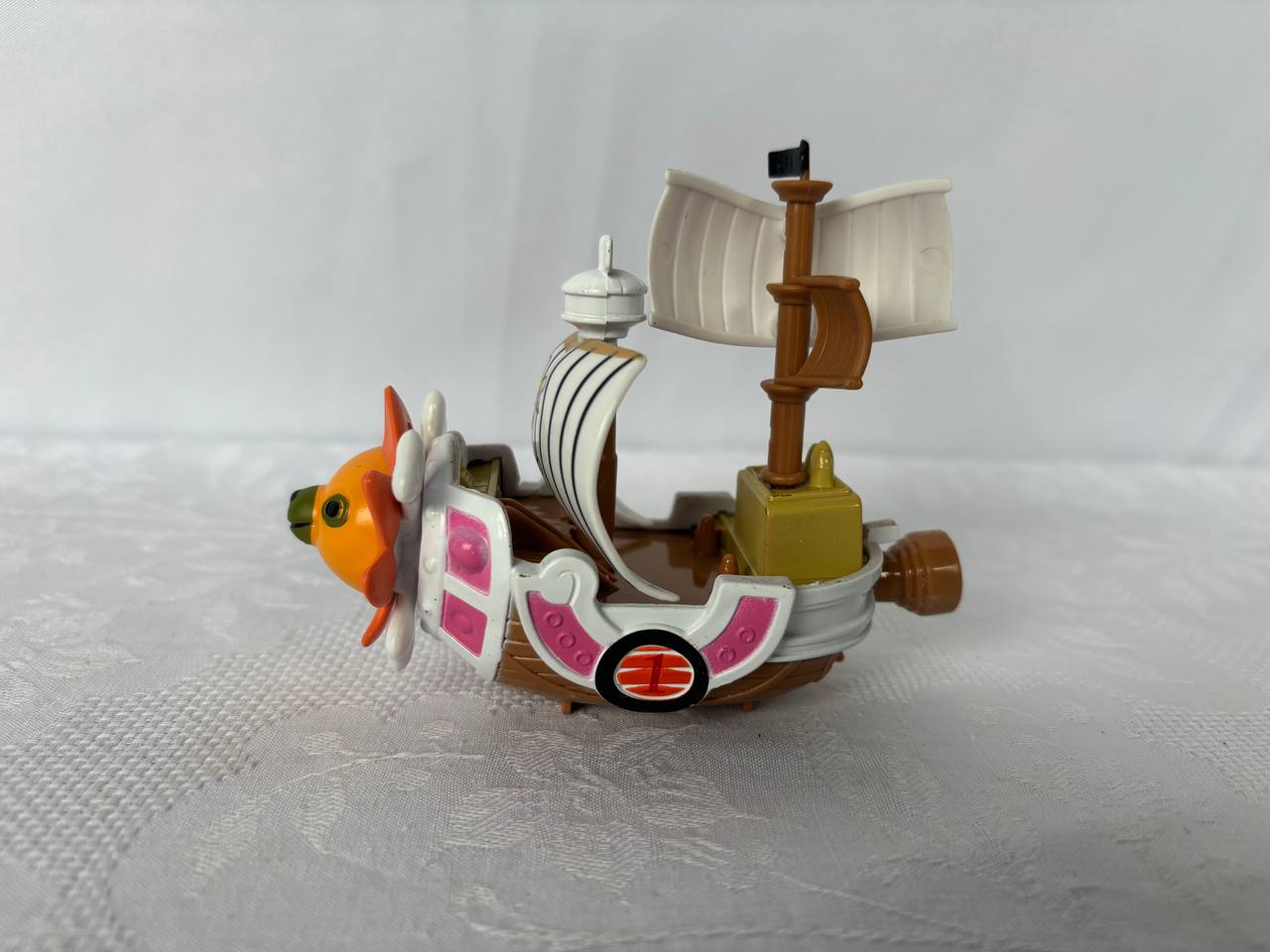 OnePiece Thousand Sunny Action Figure Statue 10cm