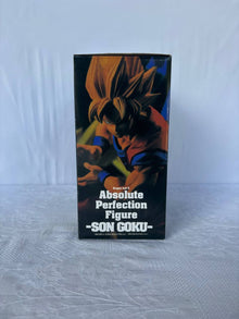 Dragon Ball Goku Super Saiyan Action Figure Statue 22cm