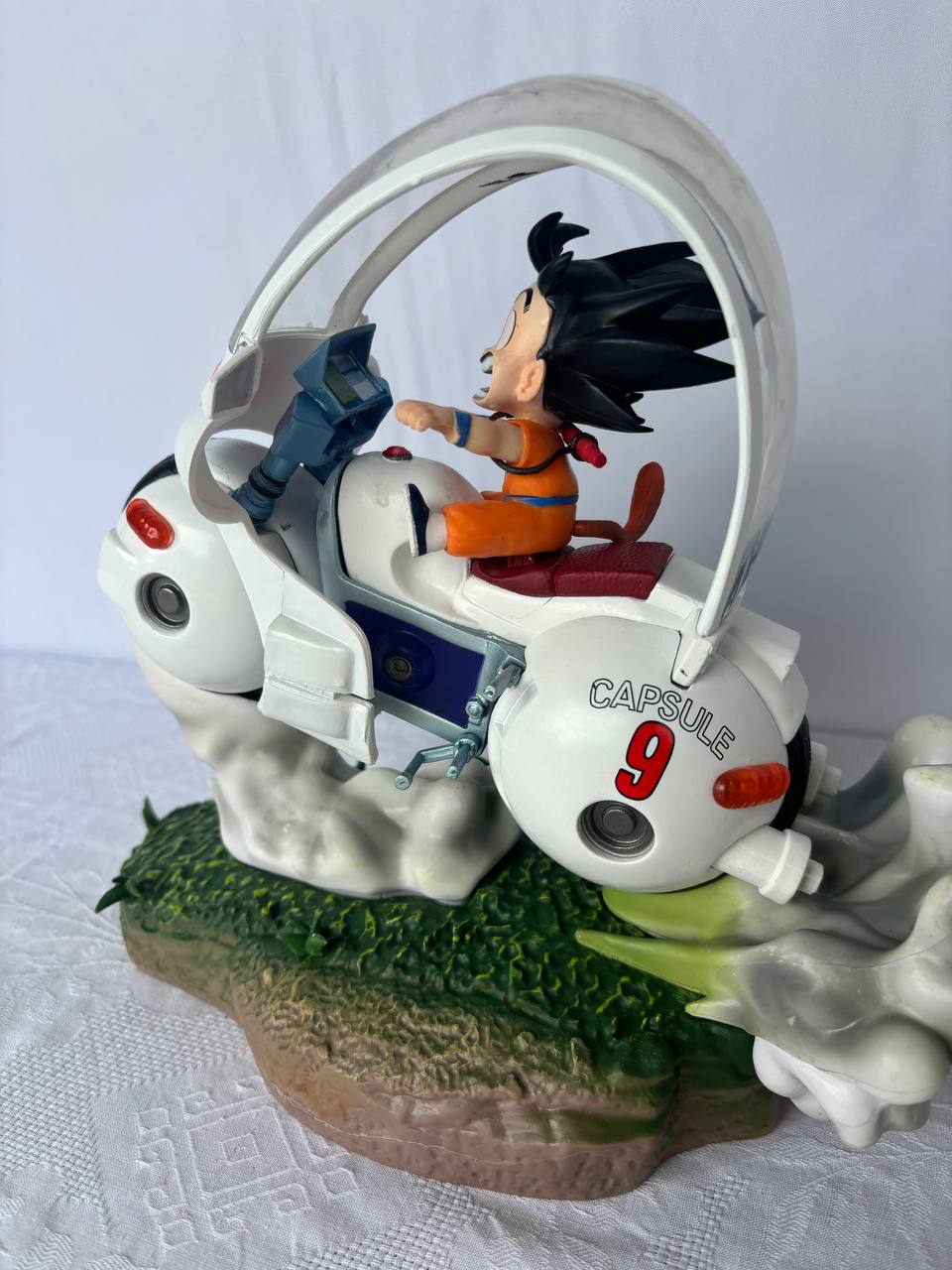 Dragon Ball Goku Motor Action Figure Statue 21cm